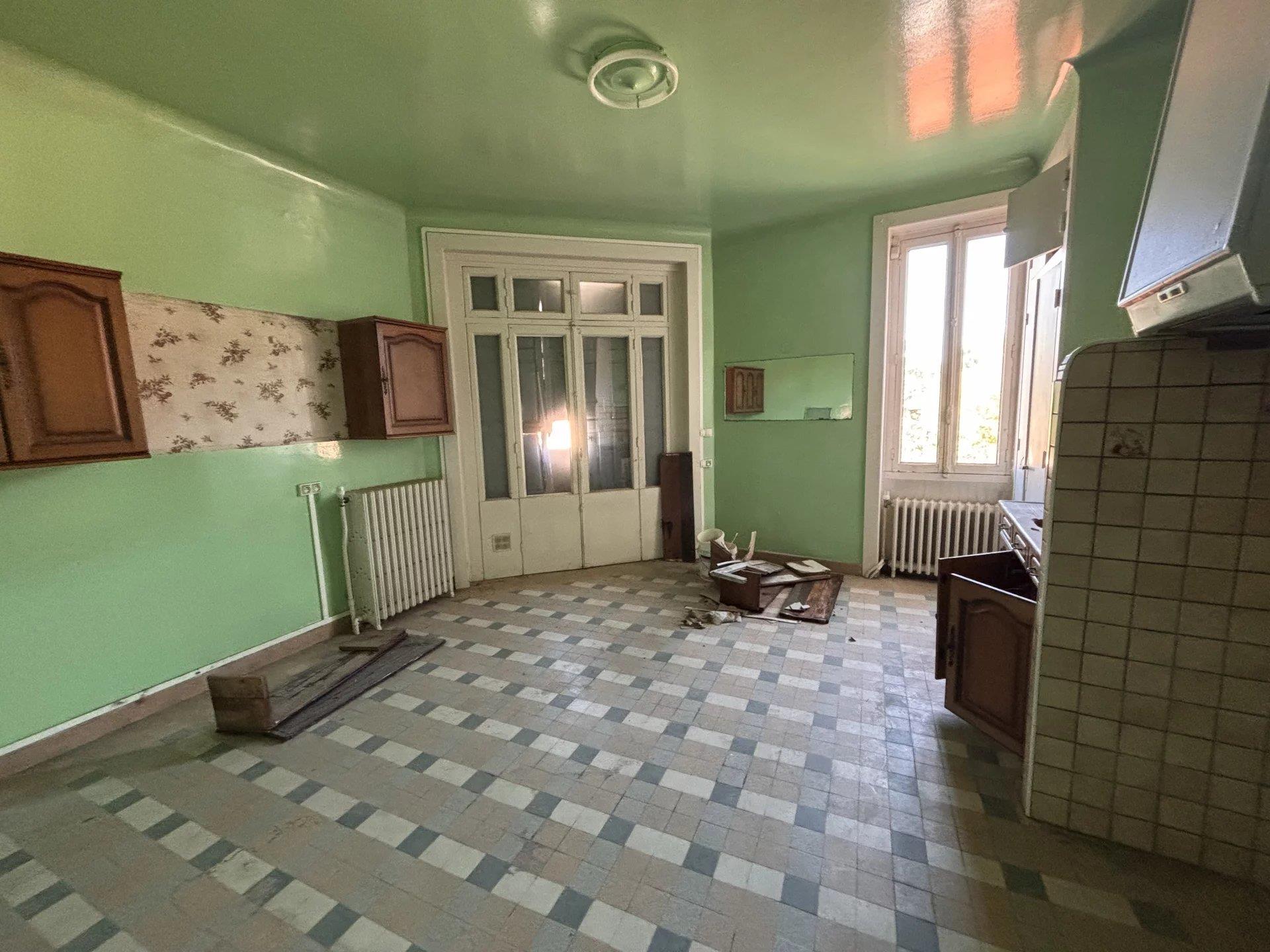 Appartement à vendre, 119m², Saint-Genest-Lerpt