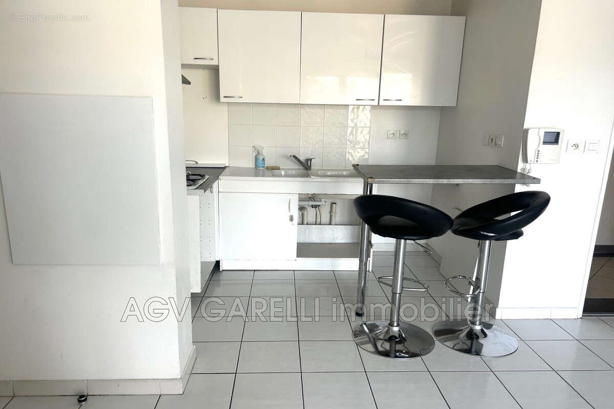 Appartement à vendre, 56m², Toulon
