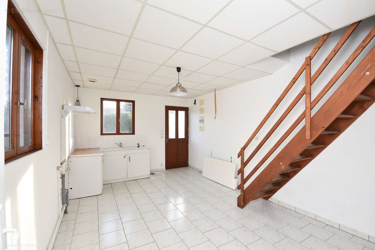 Appartement à vendre, 292m², Airaines
