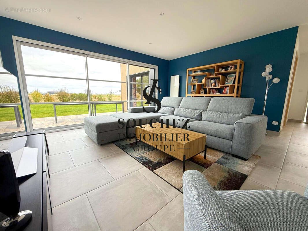 Maison à vendre, 185m², Gouy-sous-Bellonne