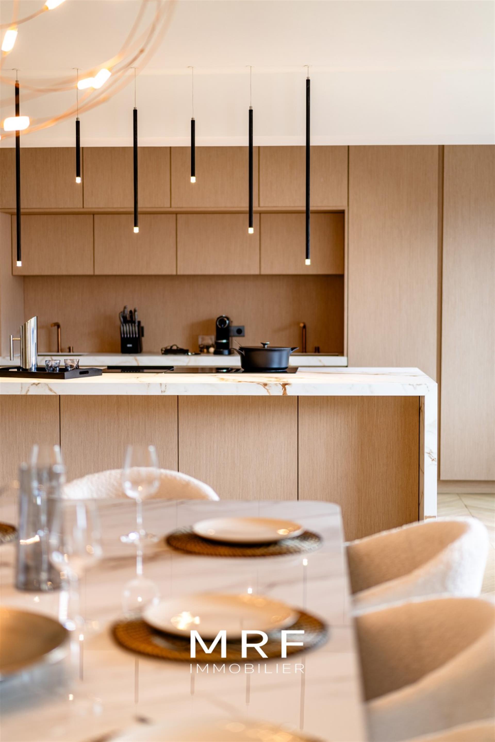 Appartement à vendre, 219m², Marseille 8ème