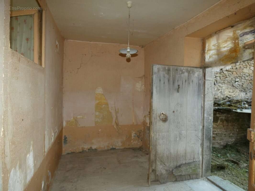 Maison à vendre, 77m², Cressat