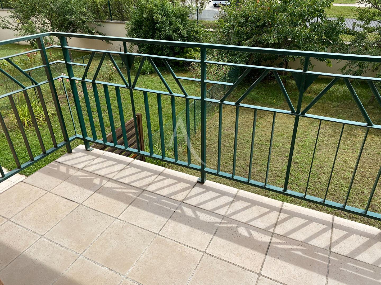 Appartement à vendre, 65m², Villemandeur