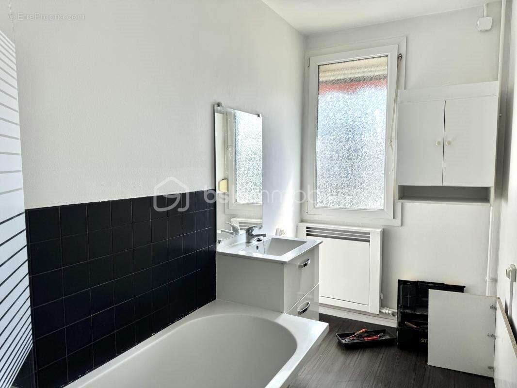 Appartement à vendre, 56m², Saint-Aubin-lès-Elbeuf