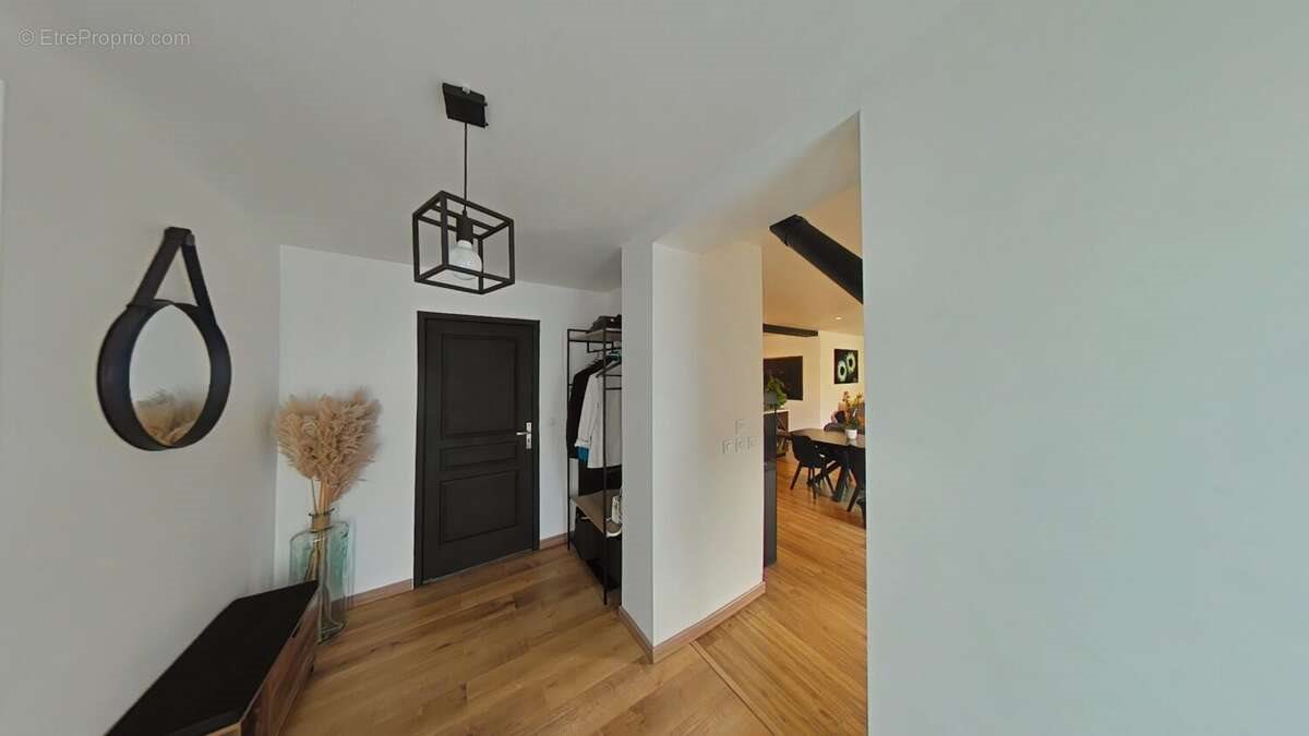 Appartement à vendre, 171m², Saint-Marcellin-en-Forez