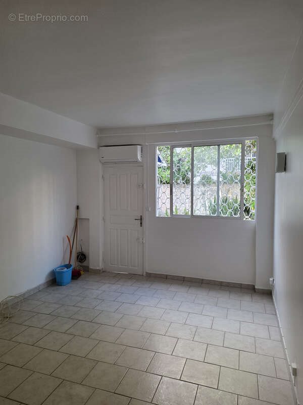 Appartement à vendre, 44m², Les Abymes