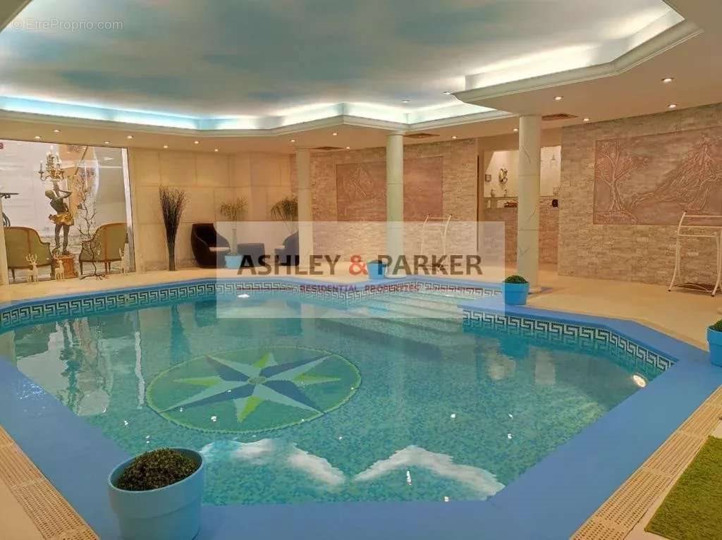 Maison à vendre, 650m², Nice