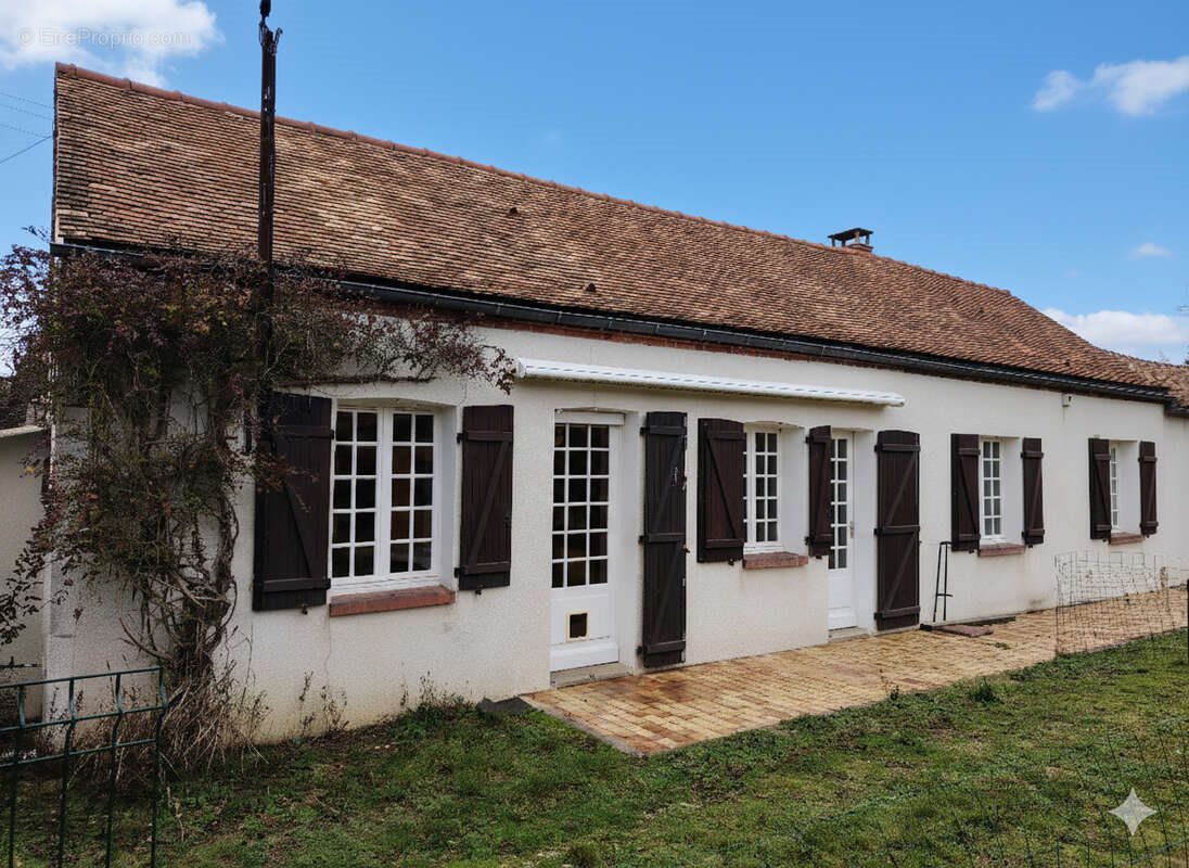 Maison à vendre, 114m², Domats