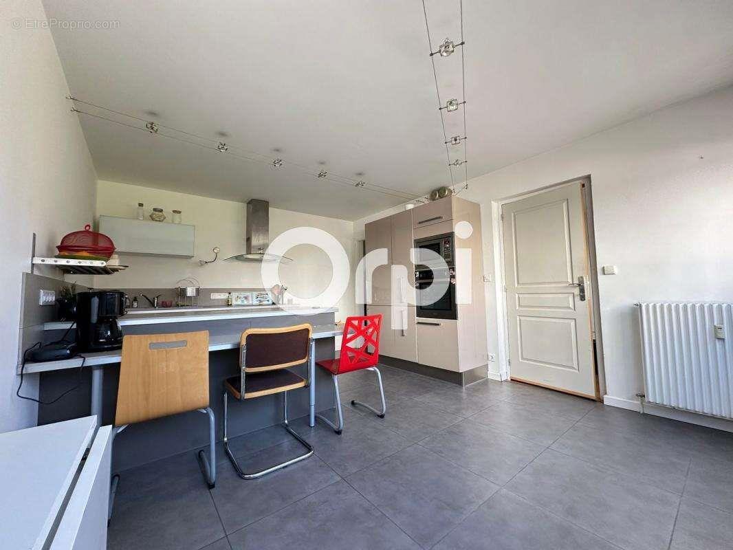 Appartement à vendre, 75m², Grenoble