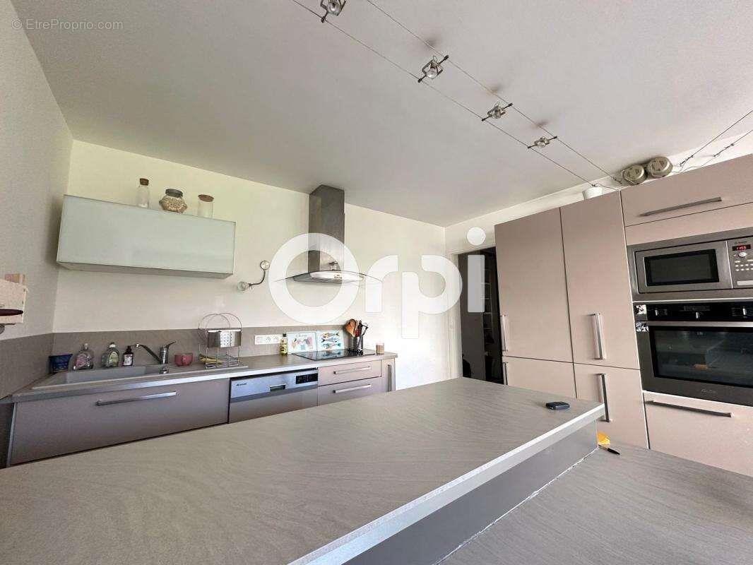 Appartement à vendre, 75m², Grenoble