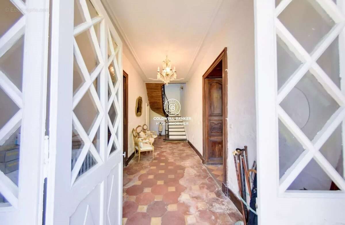 Maison à vendre, 702m², Carcassonne