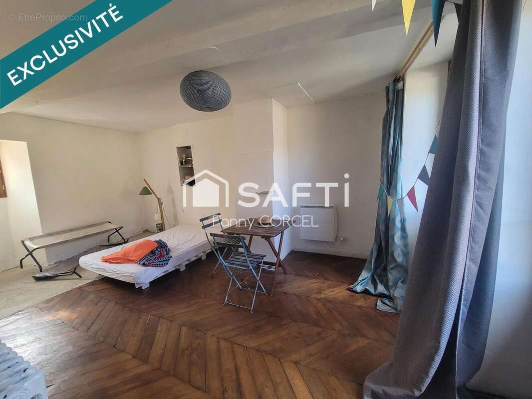 Maison à vendre, 83m², Stigny