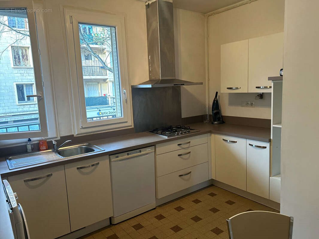 Appartement à vendre, 57m², Mantes-la-Jolie