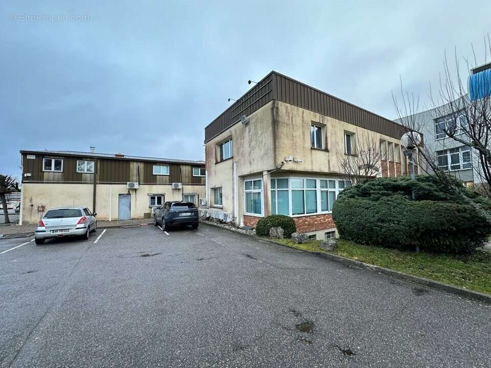 Appartement à vendre, 2800m², Thaon-les-Vosges