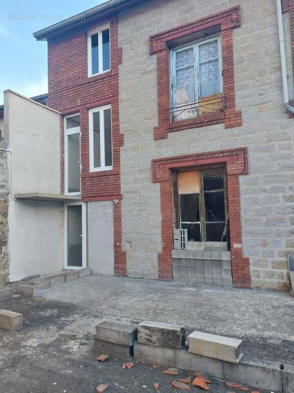 Appartement à vendre, 280m², Saint-Etienne