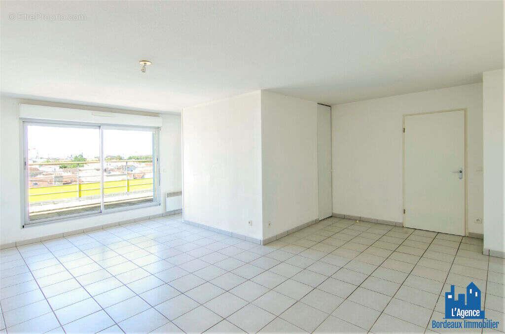 Appartement à vendre, 65m², Bordeaux