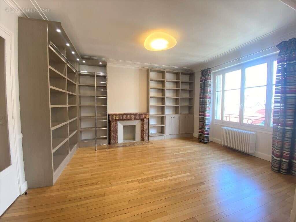 Appartement à vendre, 200m², Clermont-Ferrand