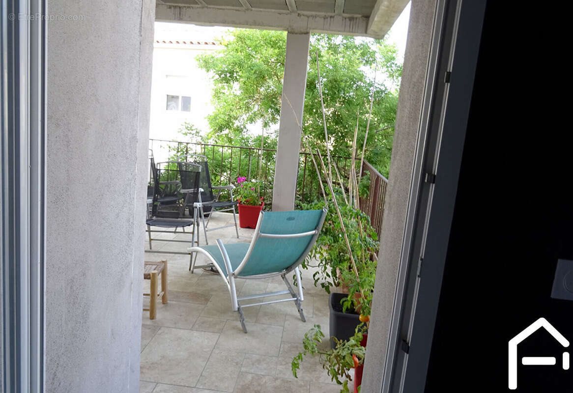 Appartement à vendre, 117m², Poussan