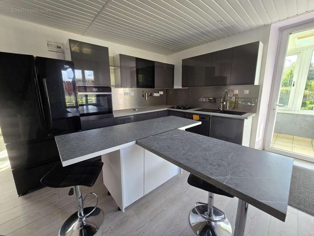 Maison à vendre, 94m², Le Quillio