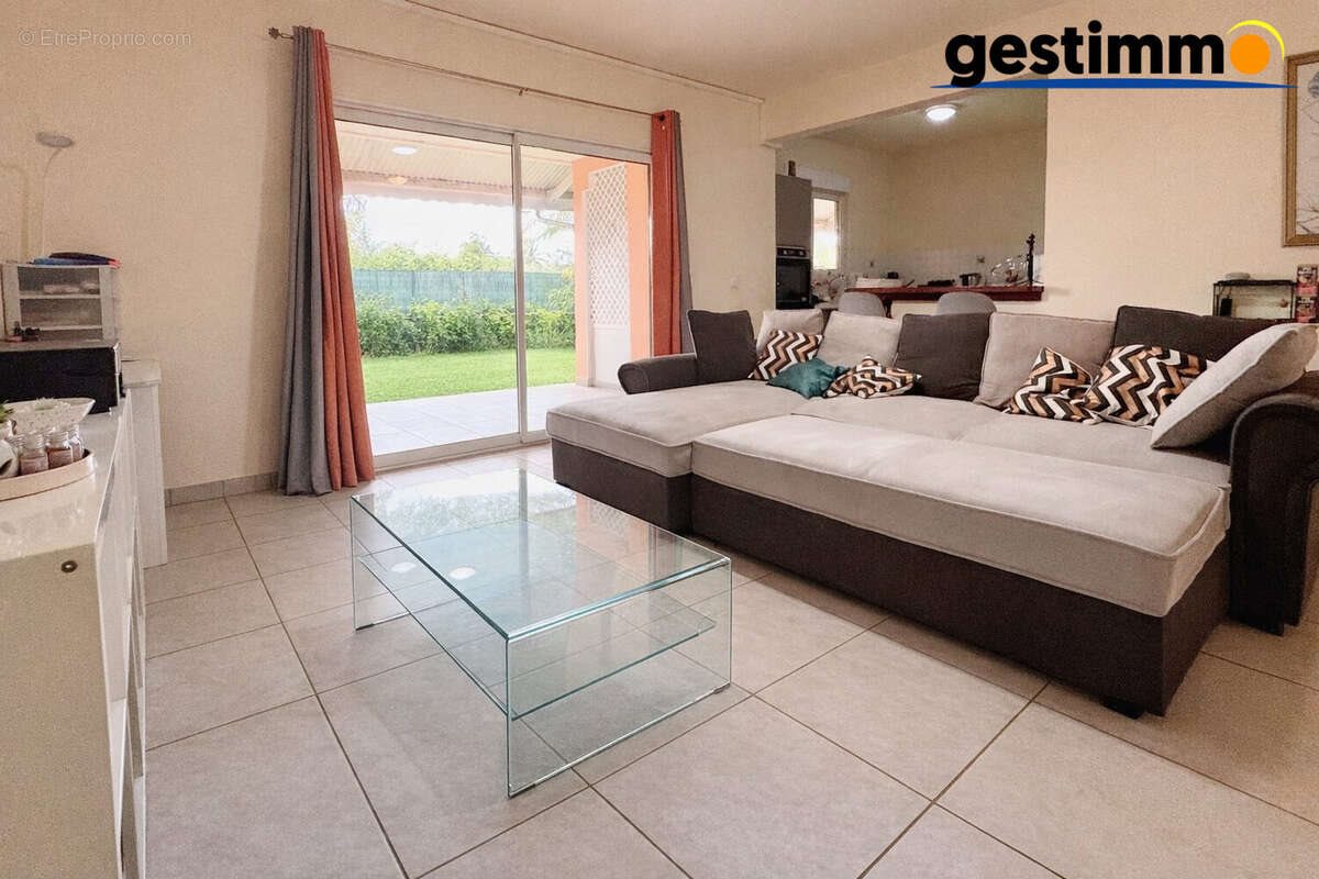 Appartement à vendre, 76m², Rémire-Montjoly