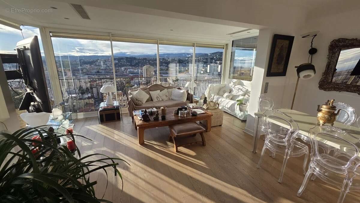 Appartement à vendre, 62m², Nice