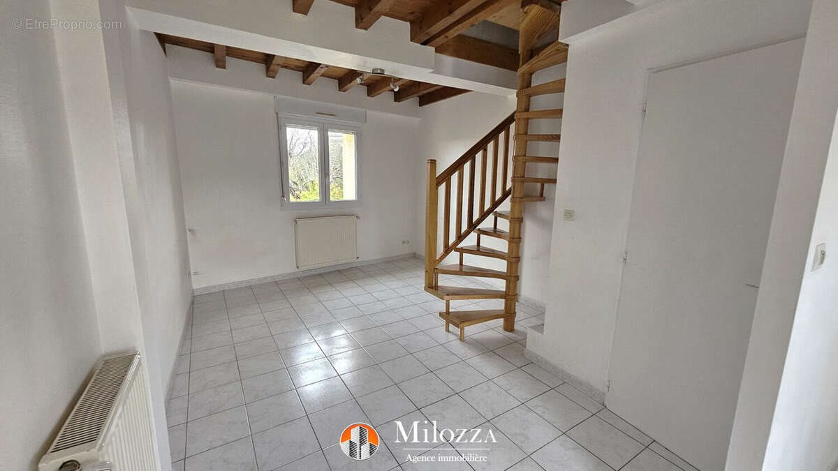 Appartement à vendre, 29m², L'Isle-d'Abeau