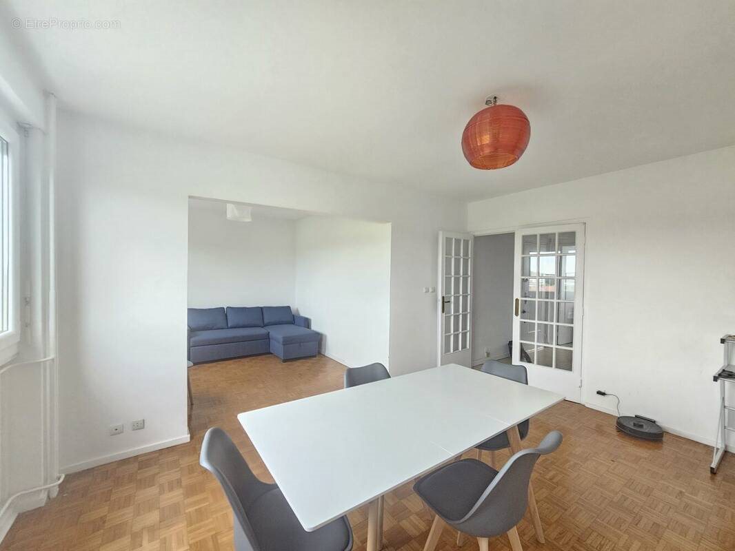 Appartement à vendre, 74m², Saint-Etienne