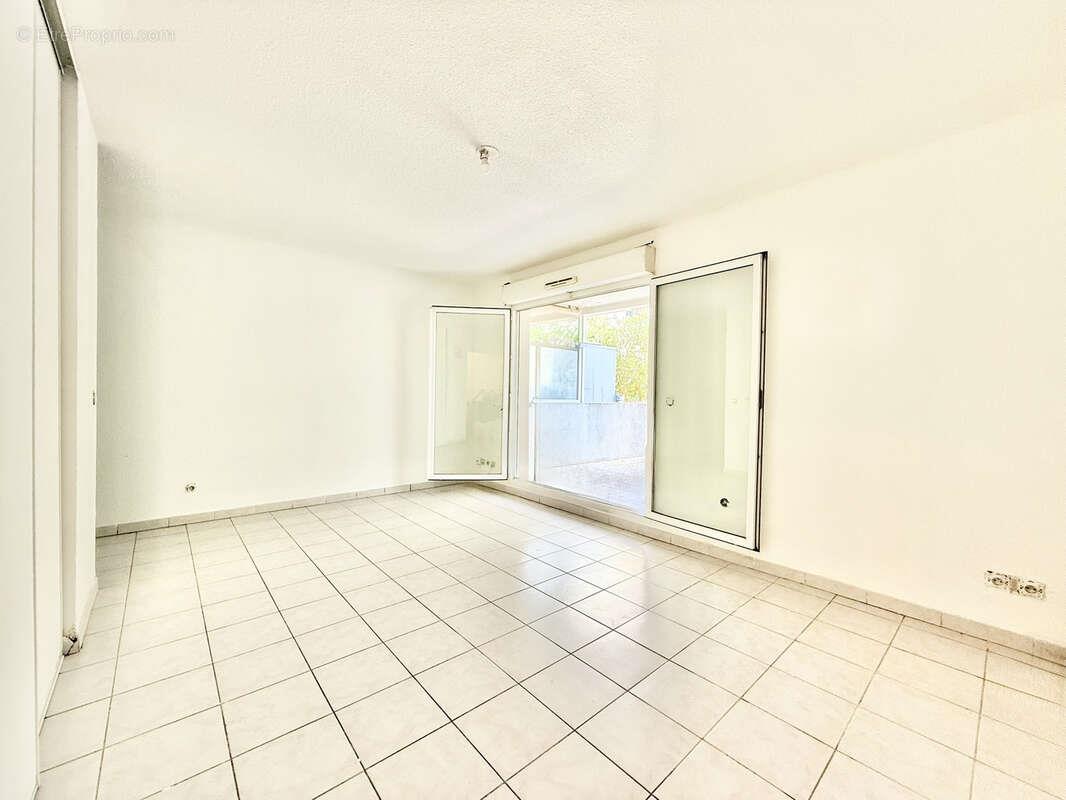 Appartement à vendre, 28m², Marseille 3ème