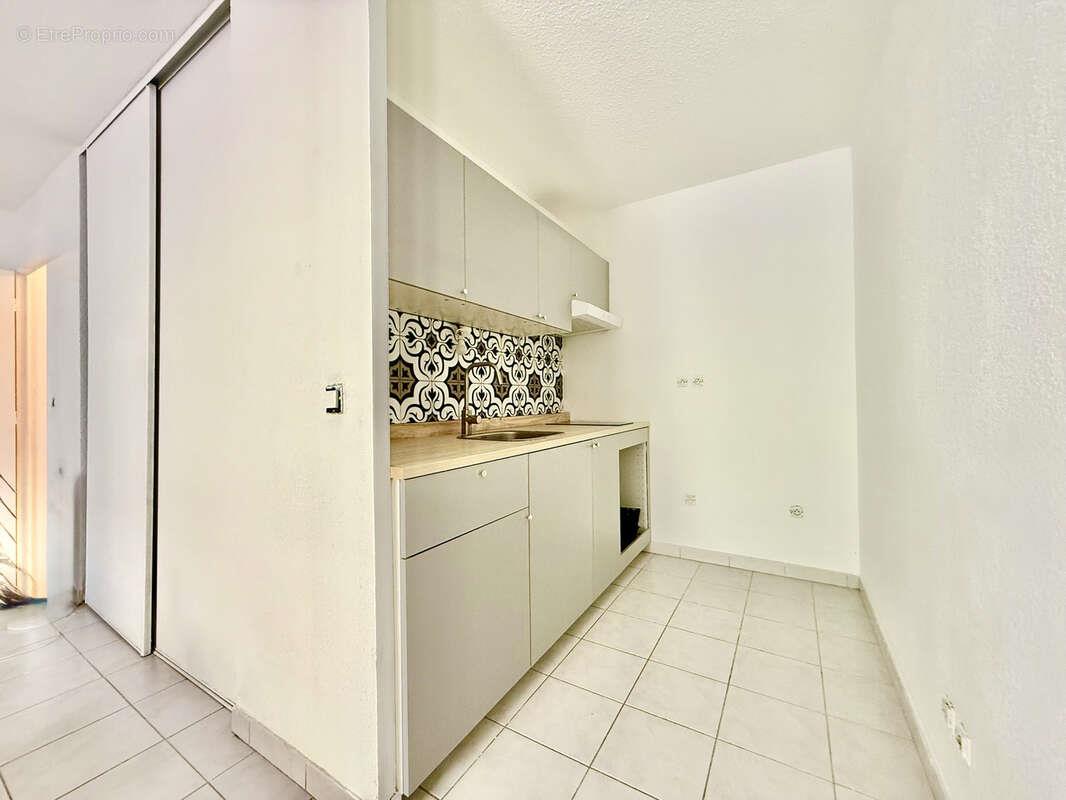 Appartement à vendre, 28m², Marseille 3ème