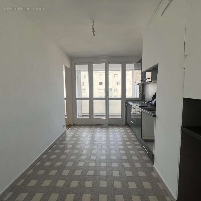 Appartement à vendre, 68m², Marseille 4ème