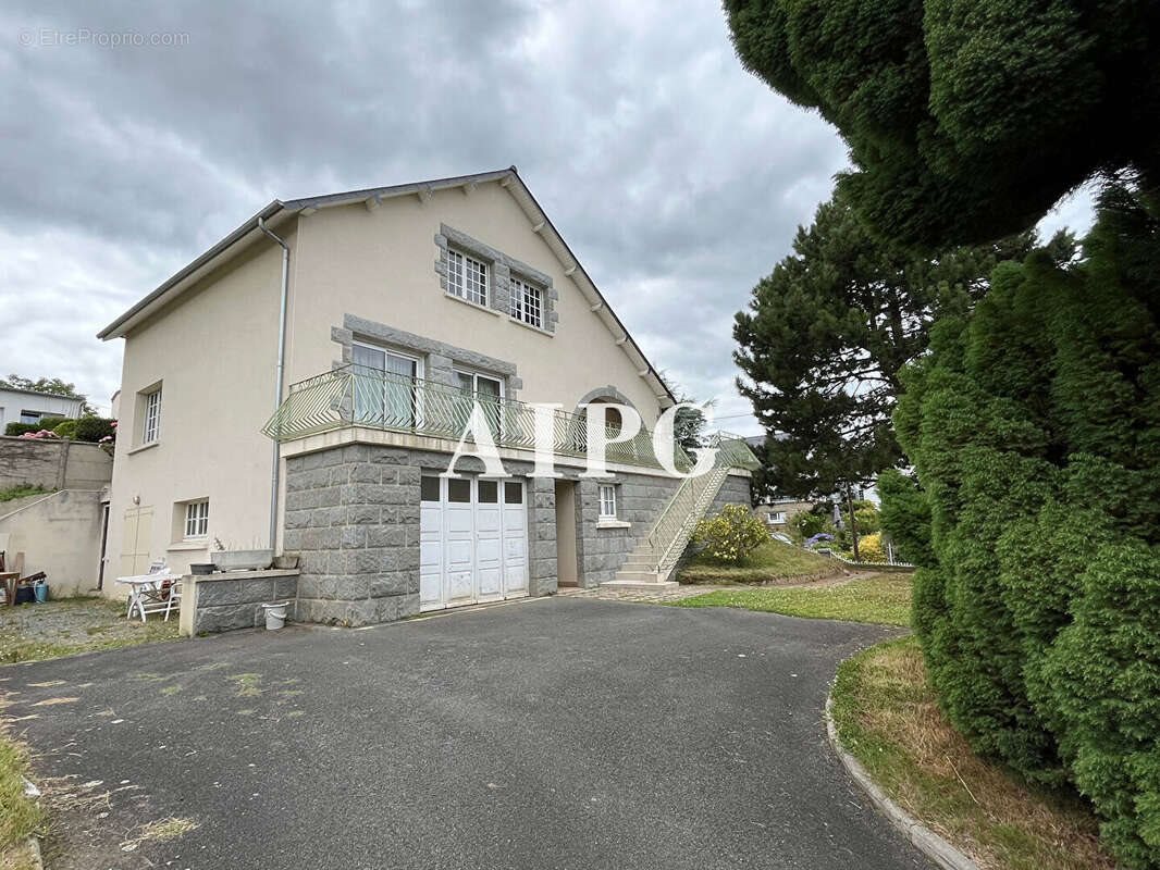 Maison à vendre, 202m², Binic-Étables-sur-Mer