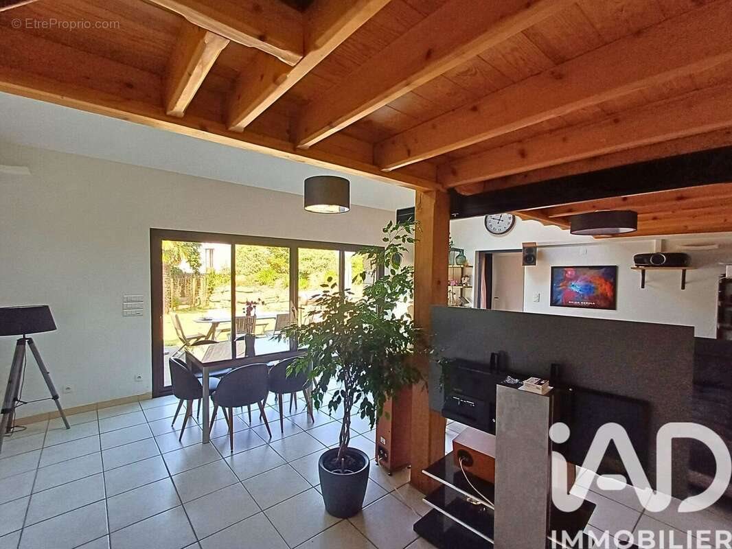 Maison à vendre, 125m², Trégastel