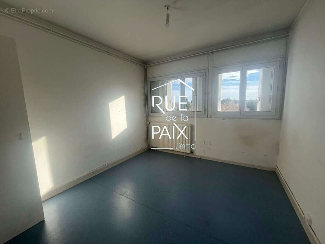 Appartement à vendre, 457m², Naintré