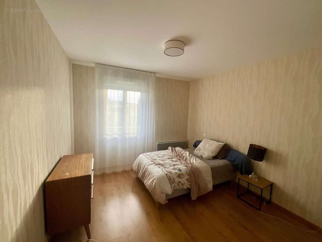 Appartement à vendre, 45m², Saint-Doulchard