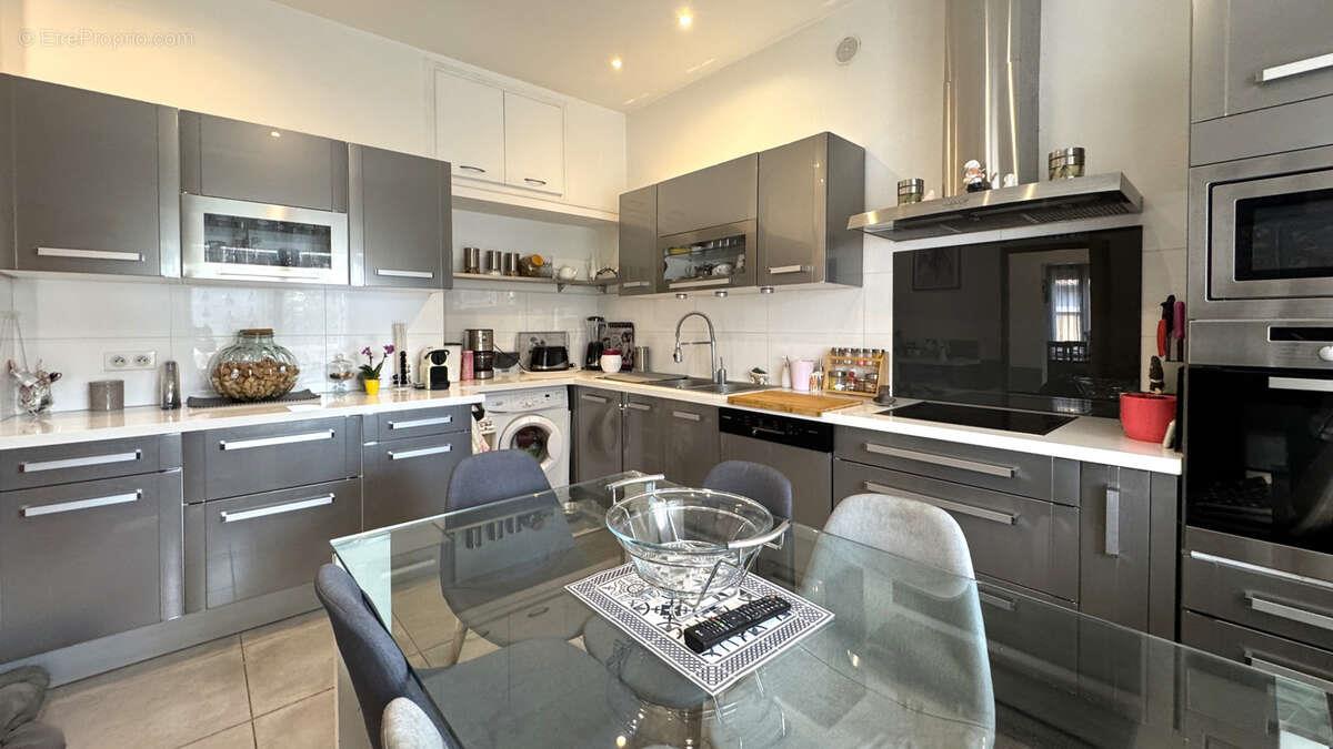 Appartement à vendre, 105m², Nîmes