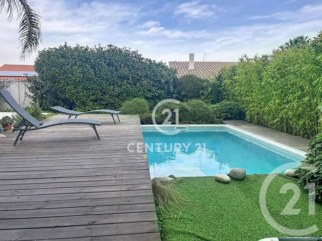 Maison à vendre, 101m², Montescot