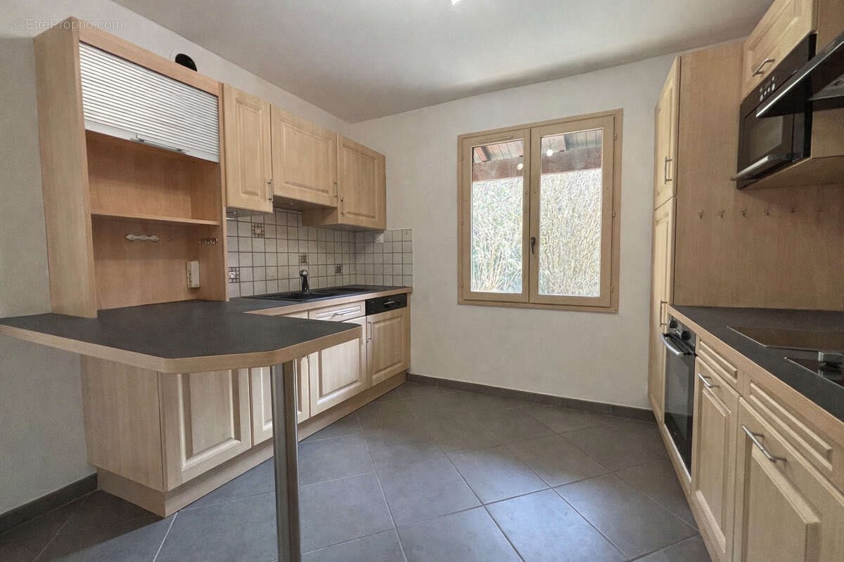 Maison à vendre, 100m², Couilly-Pont-aux-Dames