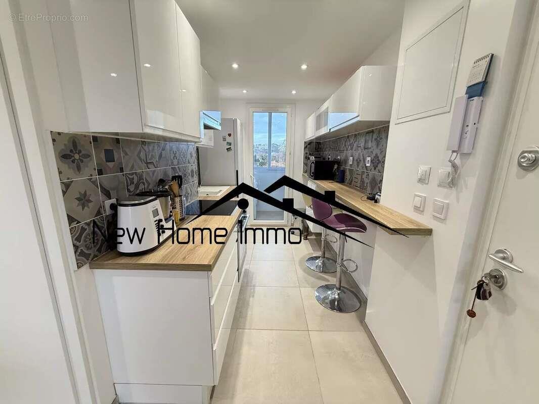 Appartement à vendre, 60m², Marseille 8ème