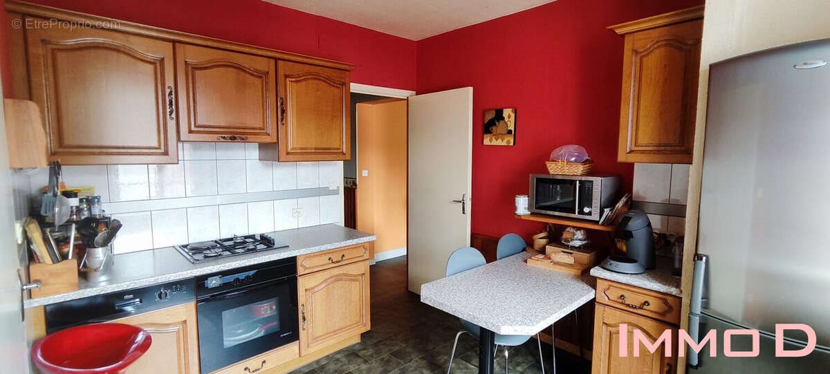 Appartement à vendre, 79m², Thaon-les-Vosges