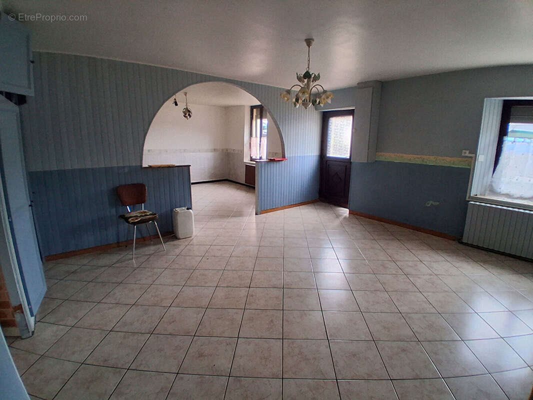 Maison à vendre, 94m², Buire