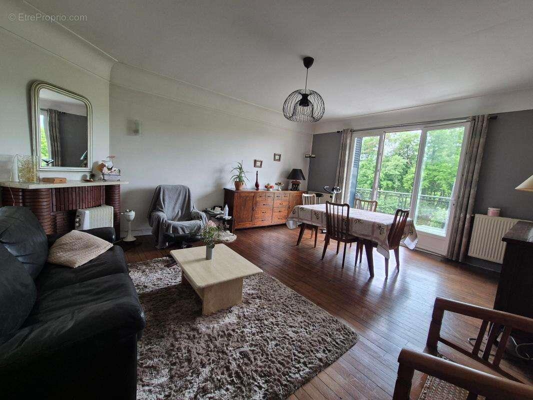 Appartement à vendre, 231m², Terrasson-Lavilledieu