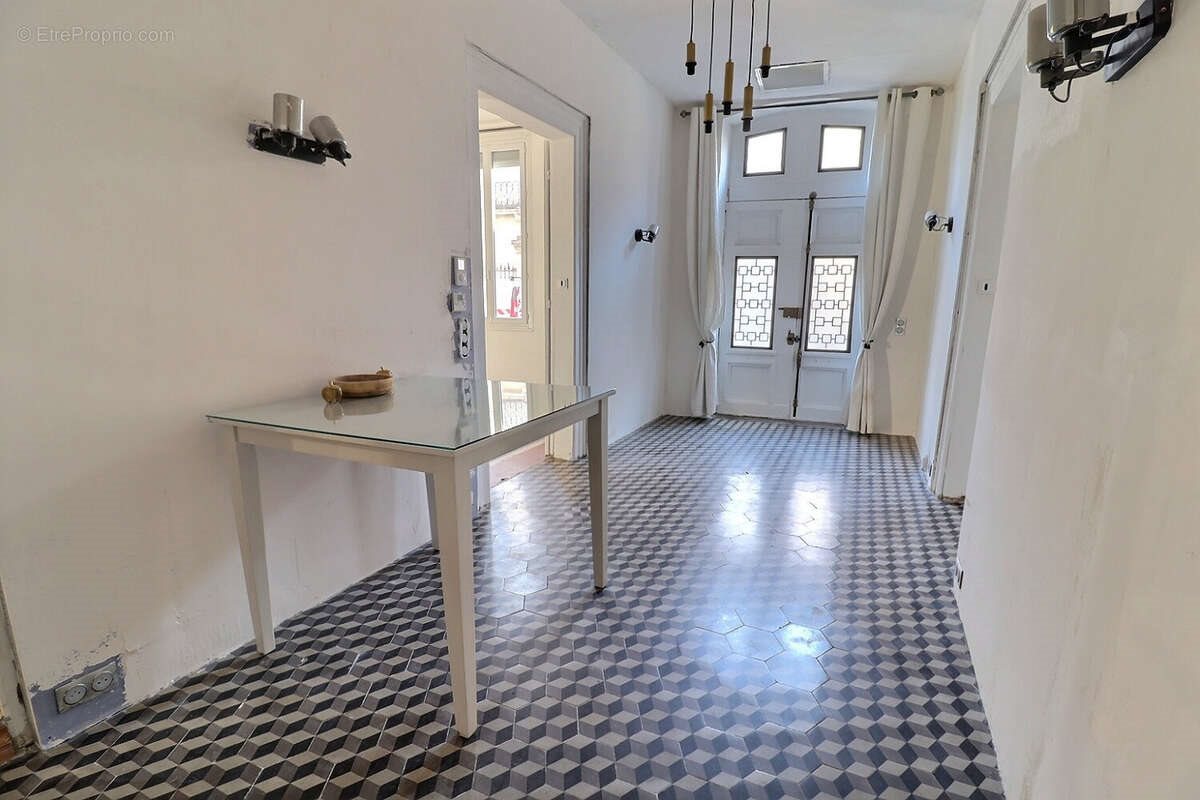 Appartement à vendre, 112m², Plaissan