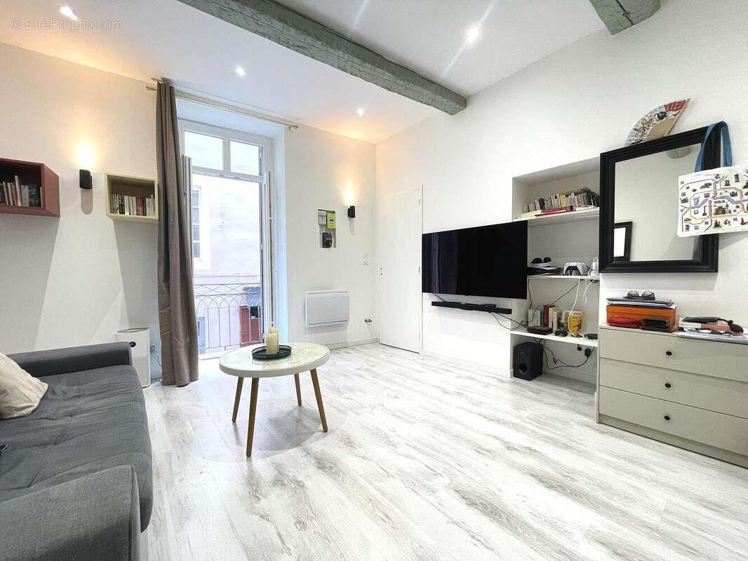 Appartement à vendre, 38m², Nîmes