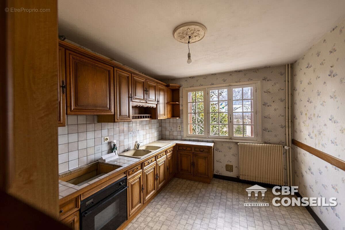 Maison à vendre, 160m², Cébazat