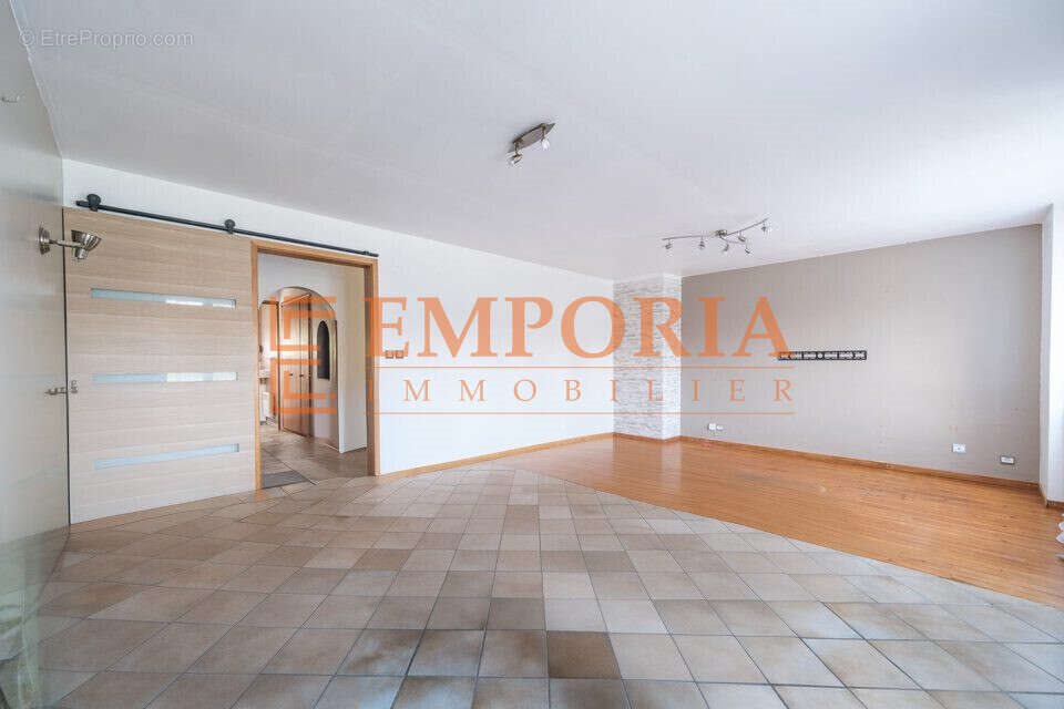 Appartement à vendre, 83m², Illfurth