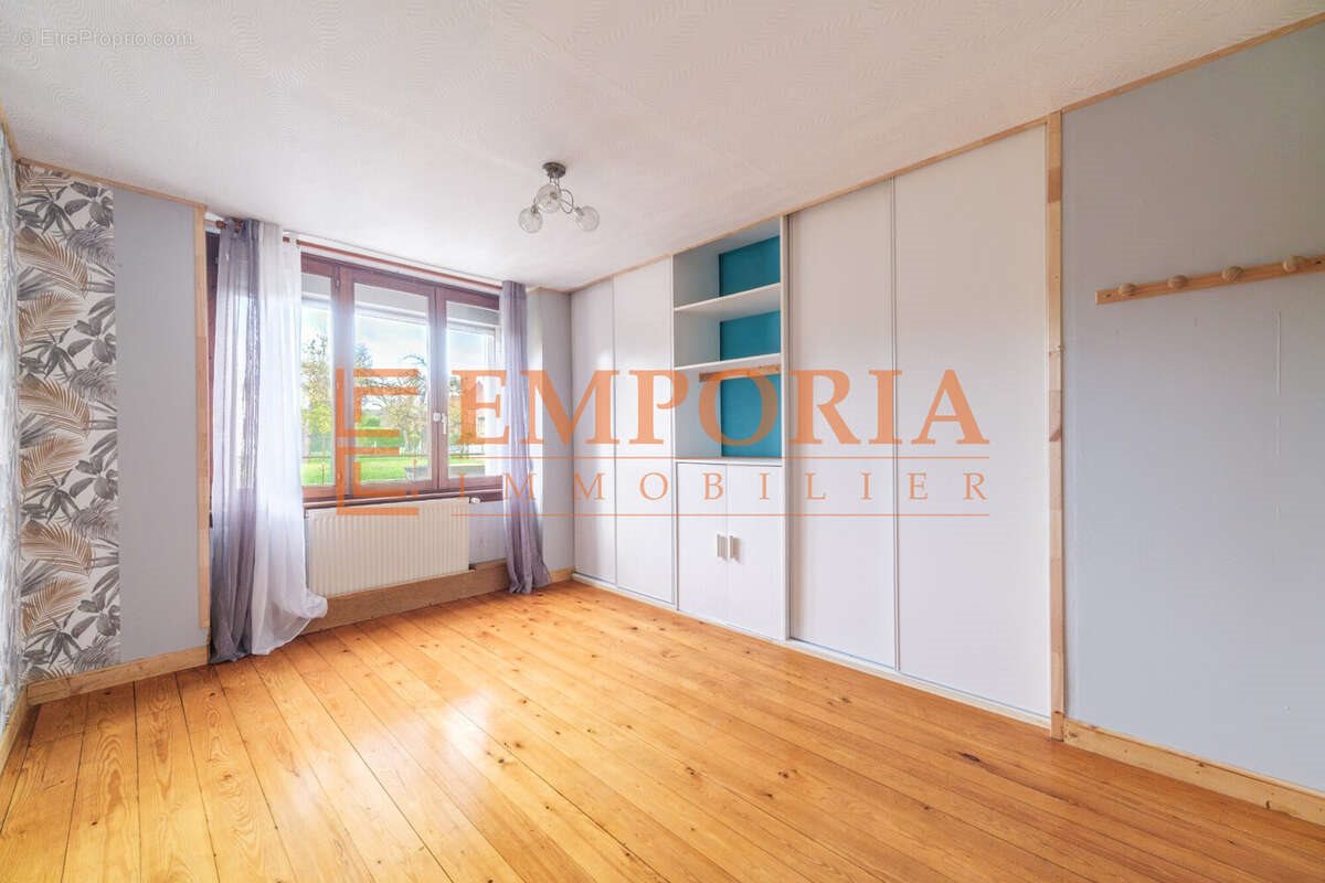 Appartement à vendre, 83m², Illfurth