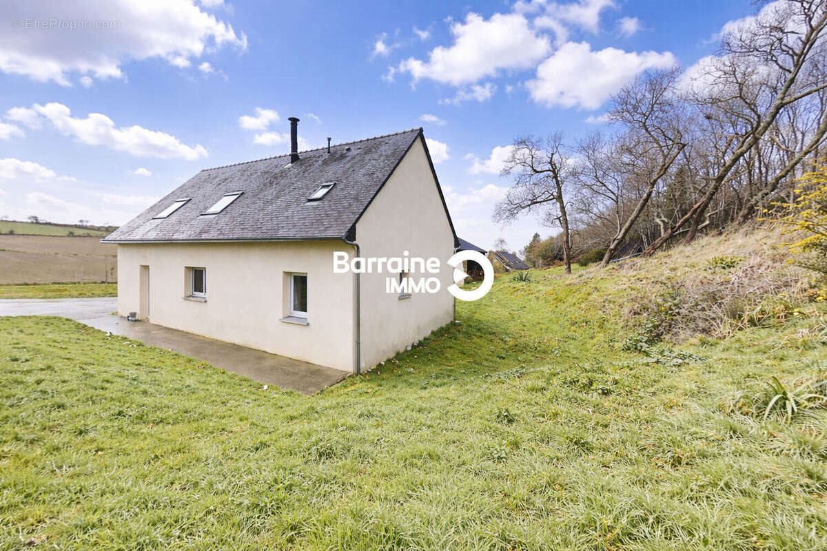 Maison à vendre, 112m², Argol