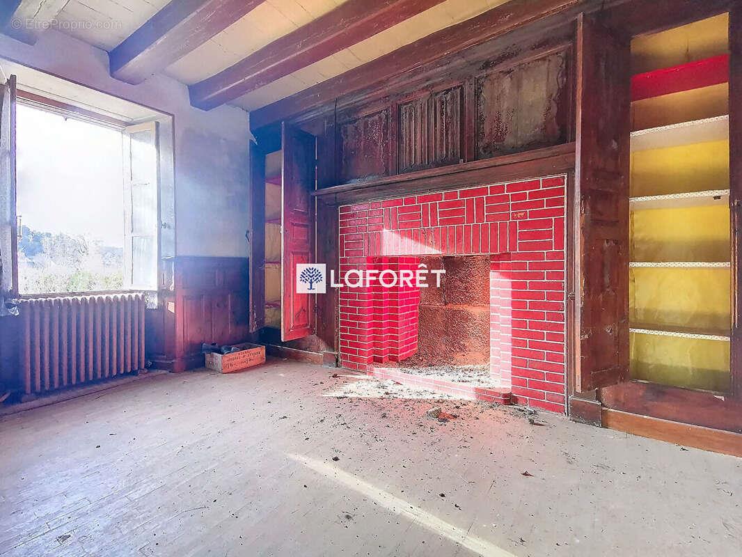 Maison à vendre, 250m², Fournels