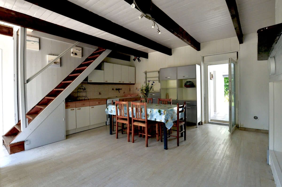 Maison à vendre, 72m², Granville