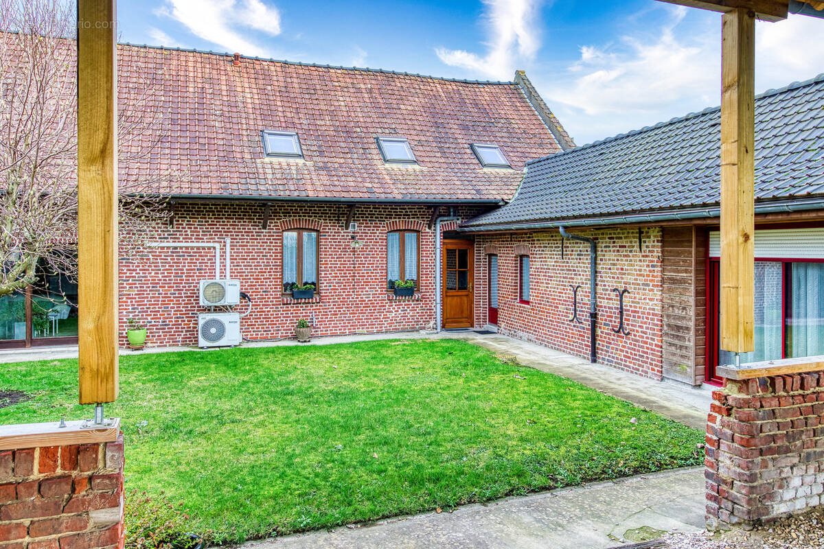 Maison à vendre, 200m², Hinges